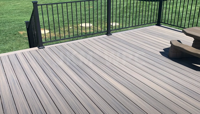 Wood-plastic flooring has become an inevitable trend in home decoration profiles